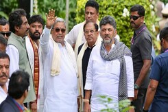 "What Option Do I Have?" DK Shivakumar Says Will Stand By Siddaramaiah "What Option Do I Have?" DK Shivakumar Says Will Stand By Siddaramaiah