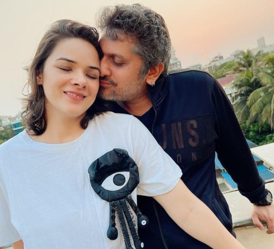 Exclusive: Mohit Suri Reveals His Wife And <i>Paap</i> Actor Udita Goswami, A DJ Now, "Is Asked To Play <i>Saiyaara</i> At Gigs"