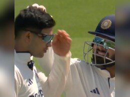Shubman Gill Hit On The Head While Trying To Take A Catch. Rishabh Pant's Gesture Is Viral - Watch