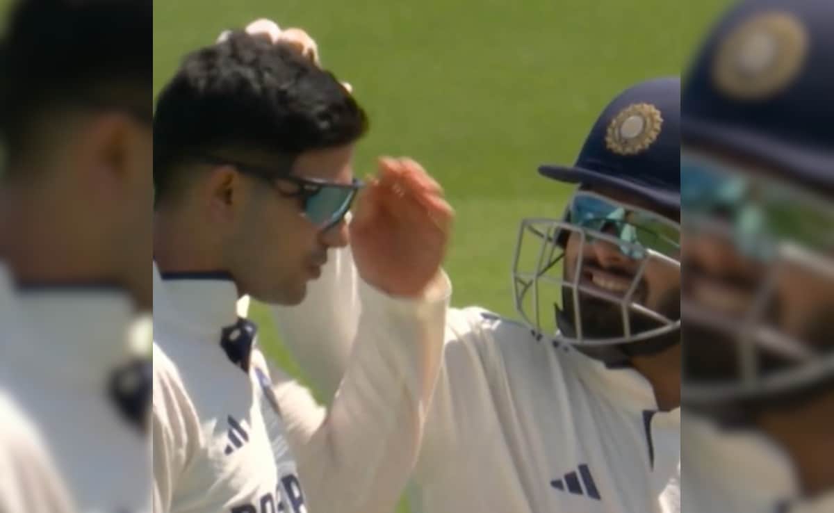 Shubman Gill Hit On The Head While Trying To Take A Catch. Rishabh Pant's Gesture Is Viral - Watch