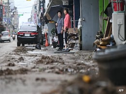 3 Dead, Over 1,000 Evacuated As South Korea Hit By Heaviest Rain In 120 Years 3 Dead, Over 1,000 Evacuated As South Korea Hit By Heaviest Rain In 120 Years
