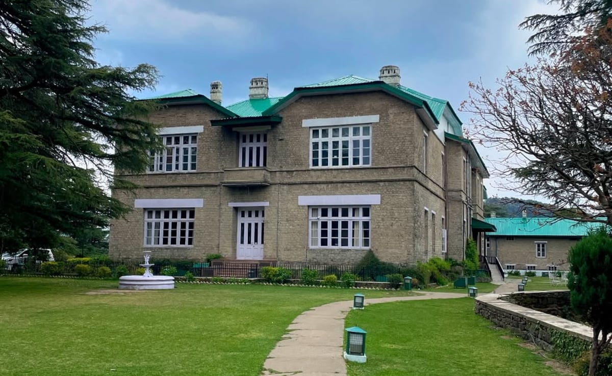 Chail Palace is a gorgeous property in Chail. Chail Palace is a gorgeous property in Chail.