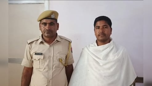 थाने में फ़ोन कर युवक ने कहा, ''मेरी पत्नी का एक्सीडेंट हो गया है'', पुलिस पहुंची तो माहौल देख के दंग रह गई 