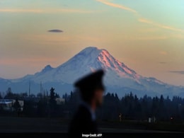 Hundreds Of Earthquakes Detected At Mount Rainier In US, Officials Assess Potential Risks Hundreds Of Earthquakes Detected At Mount Rainier In US, Officials Assess Potential Risks