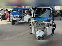 दिल्ली में ई-रिक्शा का सफर महंगा हो सकता है, सरकार ने रजिस्ट्रेशन नियमों में भी किया बड़ा बदलाव