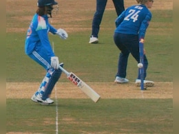 'थोड़ा और सोना चाहिए...', साउथेम्प्टन में हरलीन देओल के रन आउट की हो रही है जगहंसाई, VIDEO