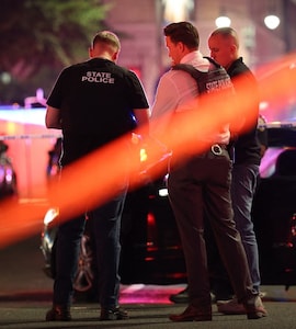 Gunman Who Killed 4 At Manhattan Office Building Was Targeting NFL Headquarters, Mayor Says