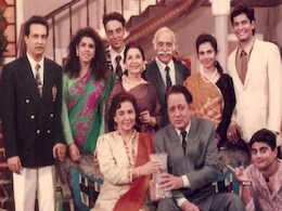32 साल पुराना दूरदर्शन शो, 73 कलाकार ने किया था कमाल, डायरेक्टर ने सक्सेस पर पूरी कास्ट को दी थी मारुती कार 32 साल पुराना दूरदर्शन शो, 73 कलाकार ने किया था कमाल, डायरेक्टर ने सक्सेस पर पूरी कास्ट को दी थी मारुती कार