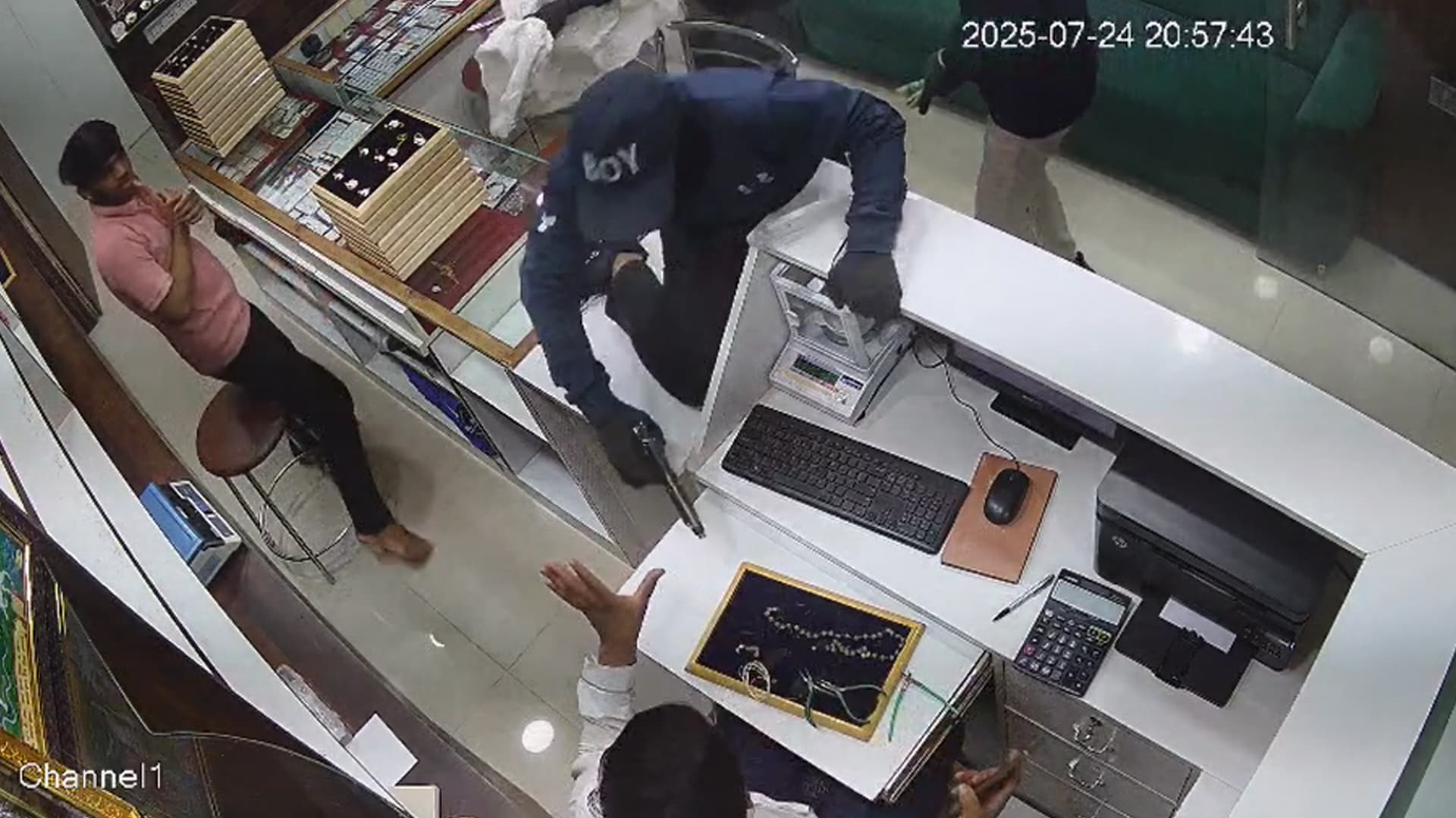 On CCTV, Masked Robbers With Guns Drawn Loot Bengaluru Jewellery Store