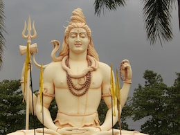 सावन के महीने में भूलकर भी न खाएं ये चीजें, जानें क्या खाएं और क्या नहीं सावन के महीने में भूलकर भी न खाएं ये चीजें, जानें क्या खाएं और क्या नहीं