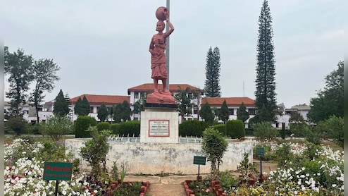 पहाड़ों और वादियों में बसा खूबसूरत Netarhat स्कूल कभी IAS लॉन्चपैड के नाम से था फेमस, अनुशासन आर्मी जैसा