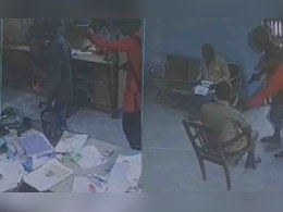 मुजफ्फरपुर: दिनदहाड़े ग्रामीण बैंक से 10 लाख की लूट, CCTV फुटेज आया सामने मुजफ्फरपुर: दिनदहाड़े ग्रामीण बैंक से 10 लाख की लूट, CCTV फुटेज आया सामने