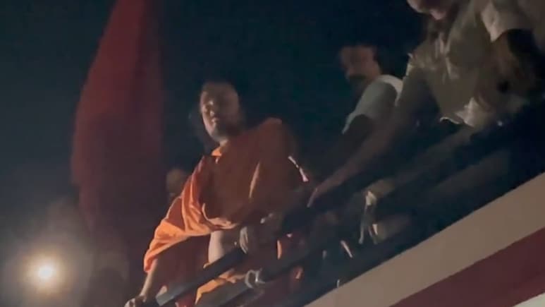 अभयदास महाराज को मंदिर जाने से रोका तो कर दिया आमरण अनशन का ऐलान, कहा- जबतक CM नहीं आएंगे...