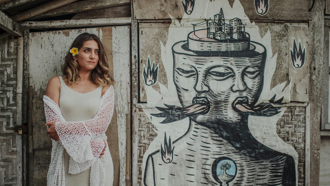 Explore interesting things on why wrap dresses work so well on pear shape bodies