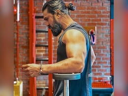 Ram Charan's "Pure Grit" Gets Reflected In His Chiselled Muscles. Keeping Calm Is Not An Option Ram Charan's "Pure Grit" Gets Reflected In His Chiselled Muscles. Keeping Calm Is Not An Option