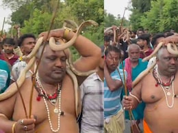Watch: Devotees Carry Snakes During 'Nag Panchami' Fair In Bihar Watch: Devotees Carry Snakes During 'Nag Panchami' Fair In Bihar