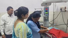 कपड़े और पॉलीथिन में लिपटा मिला 2 घंटे का नवजात, सुबह घूमने गए लोगों की रोते बच्चे पर पड़ी नजर