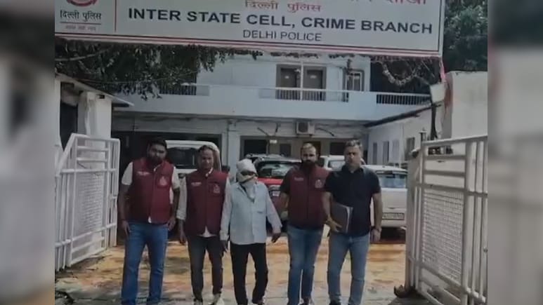 दिल्ली में अंतरराज्यीय ड्रग सिंडिकेट का पर्दाफाश, करोड़ों की हेरोइन और अल्प्राजोलम बरामद दिल्ली में अंतरराज्यीय ड्रग सिंडिकेट का पर्दाफाश, करोड़ों की हेरोइन और अल्प्राजोलम बरामद