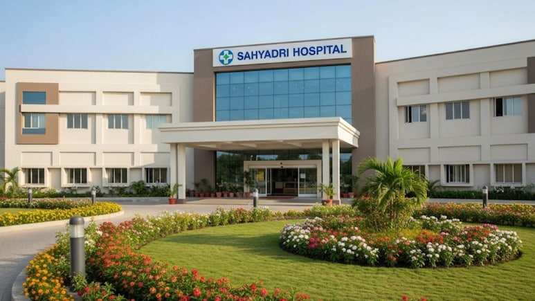 Sahyadri Hospital Pune: मराठी माणसे जाऊन राज्याबाहेरची माणसे कशी आली? सह्याद्री हॉस्पिटलबाबतचे गूढ आणखी वाढले Sahyadri Hospital Pune: मराठी माणसे जाऊन राज्याबाहेरची माणसे कशी आली? सह्याद्री हॉस्पिटलबाबतचे गूढ आणखी वाढले