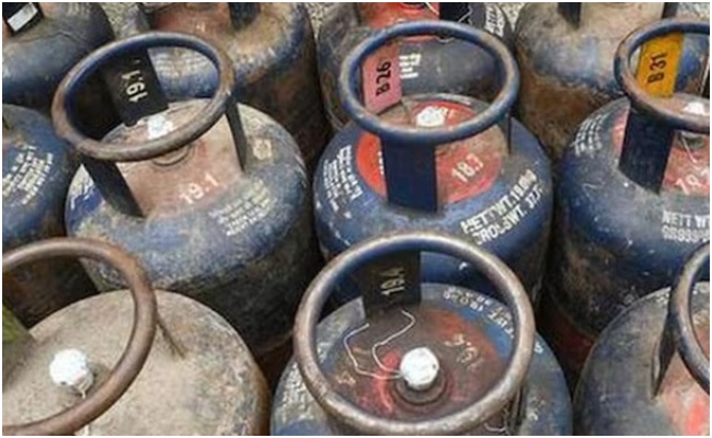 Commercial LPG Cylinder's Price Reduced, New Rates Effective Today