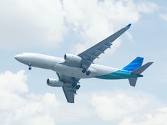 Ever Wondered Why Airplanes Are Always White? Here Are 5 Reasons