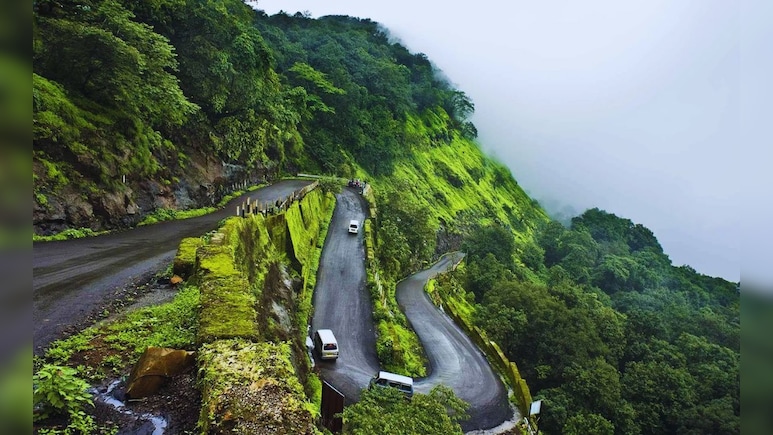 Malshej Ghat Tourism: मनमोहक धबधब्यांनी माळशेज घाट बहरला! 'हे' स्पॉट ठरतायेत मुख्य आकर्षण Malshej Ghat Tourism: मनमोहक धबधब्यांनी माळशेज घाट बहरला! 'हे' स्पॉट ठरतायेत मुख्य आकर्षण