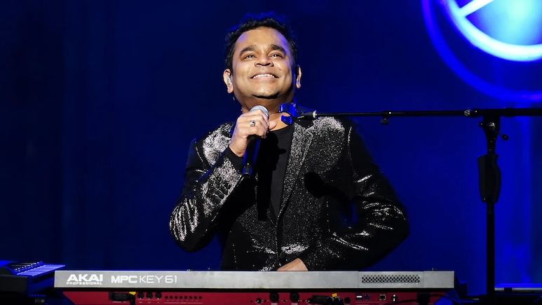 AR Rahman Pokes Fun At Viral Coldplay Kiss Cam Fiasco During US Concert: "I Won't Get You Into Trouble" AR Rahman Pokes Fun At Viral Coldplay Kiss Cam Fiasco During US Concert: "I Won't Get You Into Trouble"