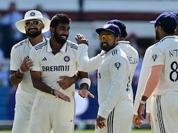 "गंभीरता से विचार..." पूर्व दिग्गज ने बताया भारत को इस खिलाड़ी को करना चाहिए प्लेइंग XI में शामिल