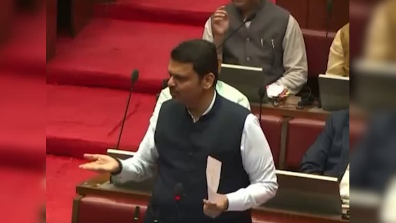 उद्धव जी... जब मुस्कुराते हुए सीएम फडणवीस ने भरी विधान परिषद में उद्धव ठाकरे को दे दिया ऑफर