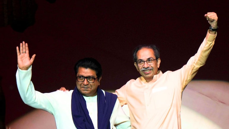 Explainer : राज आणि उद्धव एकत्र आले तर राज्याचं राजकारण कसं बदलेल? Explainer : राज आणि उद्धव एकत्र आले तर राज्याचं राजकारण कसं बदलेल?