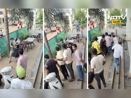 Satara News: शाळकरी मुलीला पकडलं, गळ्यावर चाकू ठेवला, धमकी दिली अन् पुढे अंगावर काटा आणणारा थरार Satara News: शाळकरी मुलीला पकडलं, गळ्यावर चाकू ठेवला, धमकी दिली अन् पुढे अंगावर काटा आणणारा थरार