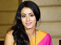 Barkha Bist Confirms Joining Smriti Irani's <i>Kyunki Saas Bhi Kabhi Bahu Thi</i> Reboot Barkha Bist Confirms Joining Smriti Irani's <i>Kyunki Saas Bhi Kabhi Bahu Thi</i> Reboot