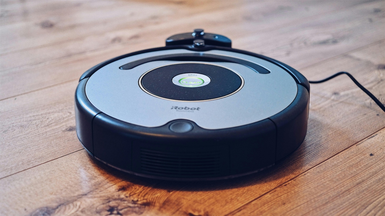 Top Robot Vacuums Under ₹15,000 Available On Amazon 