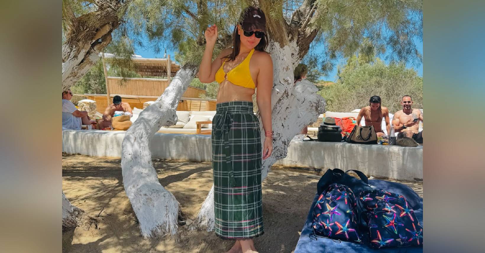 इन Stylish Swim Top और Skirts के साथ Kareena Kapoor की तरह आप भी बीच वेकेशन को बनाएं शानदार इन Stylish Swim Top और Skirts के साथ Kareena Kapoor की तरह आप भी बीच वेकेशन को बनाएं शानदार