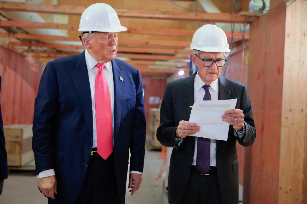 Trump Argues With Powell On Live TV Over Cost Of Fed Building Renovation