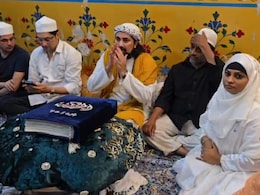 अजमेर दरगाह में पेश की गई कपड़े पर लिखी कुरान, सऊदी अरब भेजे जाने की तैयारी कर रही मोदी सरकार