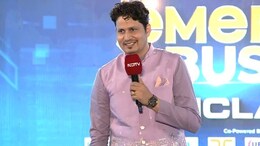 डॉक्टर से गायक तक का सफर, डॉ. संजय मुकुंदगढ़ के लोक गीत सुन मंत्रमुग्ध हो जाते हैं लोग
