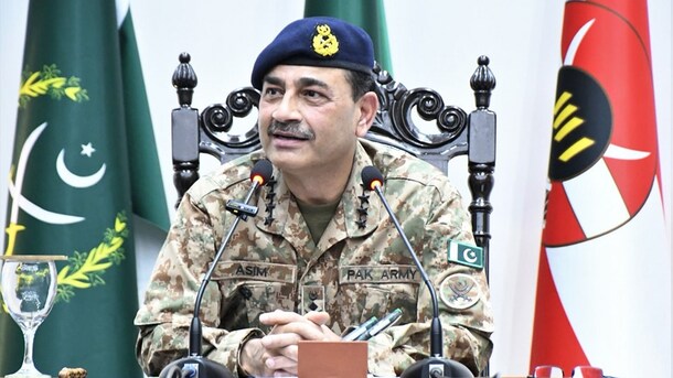 Opinion | A US Bailout? A 'Coup'? What Are Asim Munir's Nuclear Threats Really About?