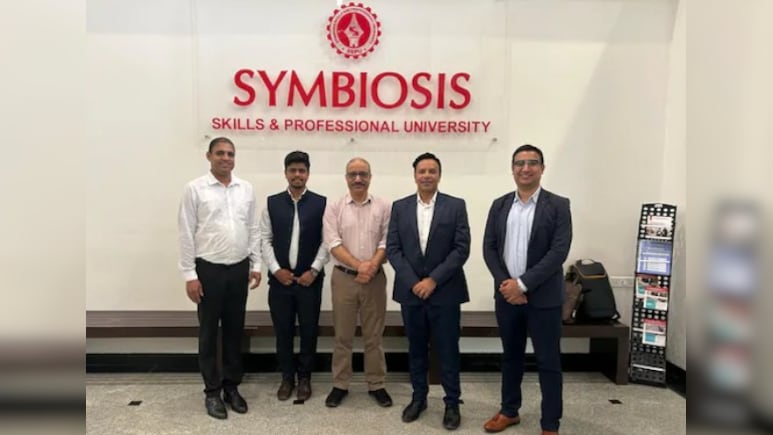 धारावी के स्नातकों को रोजगारपरक कौशल से लैस करने के लिए सिम्बायोसिस और NMDPL की साझेदारी