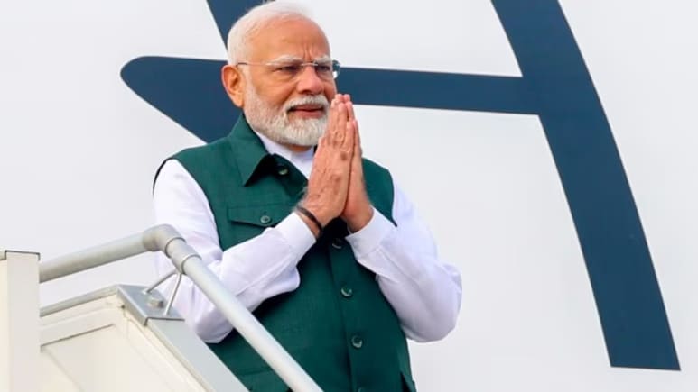 भारत-UK व्यापार समझौते पर मुहर, मुइज्जू को मैसेज... PM मोदी की ब्रिटेन, मालदीव की यात्रा क्यों अहम? भारत-UK व्यापार समझौते पर मुहर, मुइज्जू को मैसेज... PM मोदी की ब्रिटेन, मालदीव की यात्रा क्यों अहम?