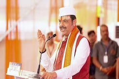 "Won't Tolerate Hooliganism In Name Of Marathi": Maharashtra CM On 'Slapgate' "Won't Tolerate Hooliganism In Name Of Marathi": Maharashtra CM On 'Slapgate'