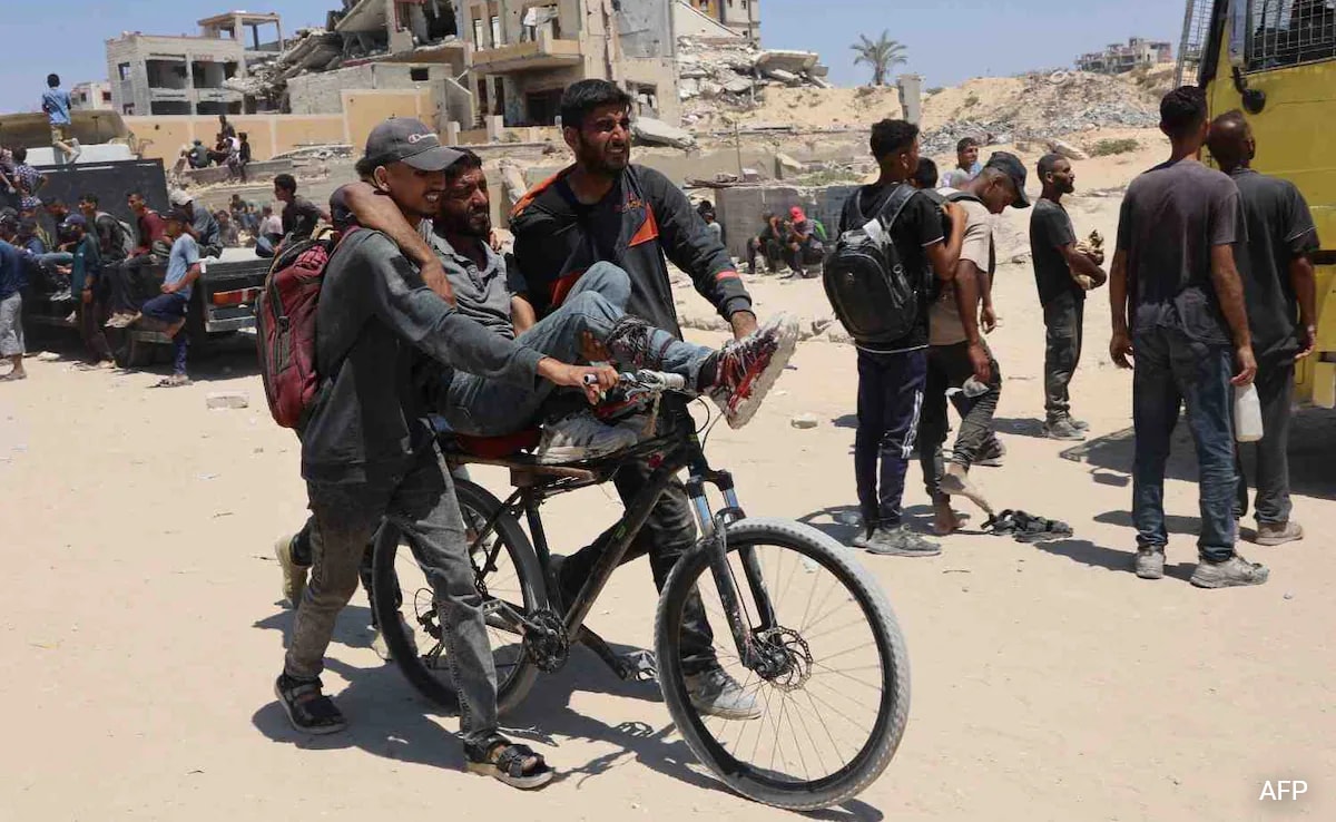 Израел каза в събота че той е пуснал помощта в