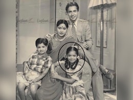 तीन साल की उम्र में रखा फिल्मों में कदम, 13 की उम्र में किया बैकग्राउंड डांसर का काम, आज कहलाती है बॉलीवुड की हिट मशीन तीन साल की उम्र में रखा फिल्मों में कदम, 13 की उम्र में किया बैकग्राउंड डांसर का काम, आज कहलाती है बॉलीवुड की हिट मशीन