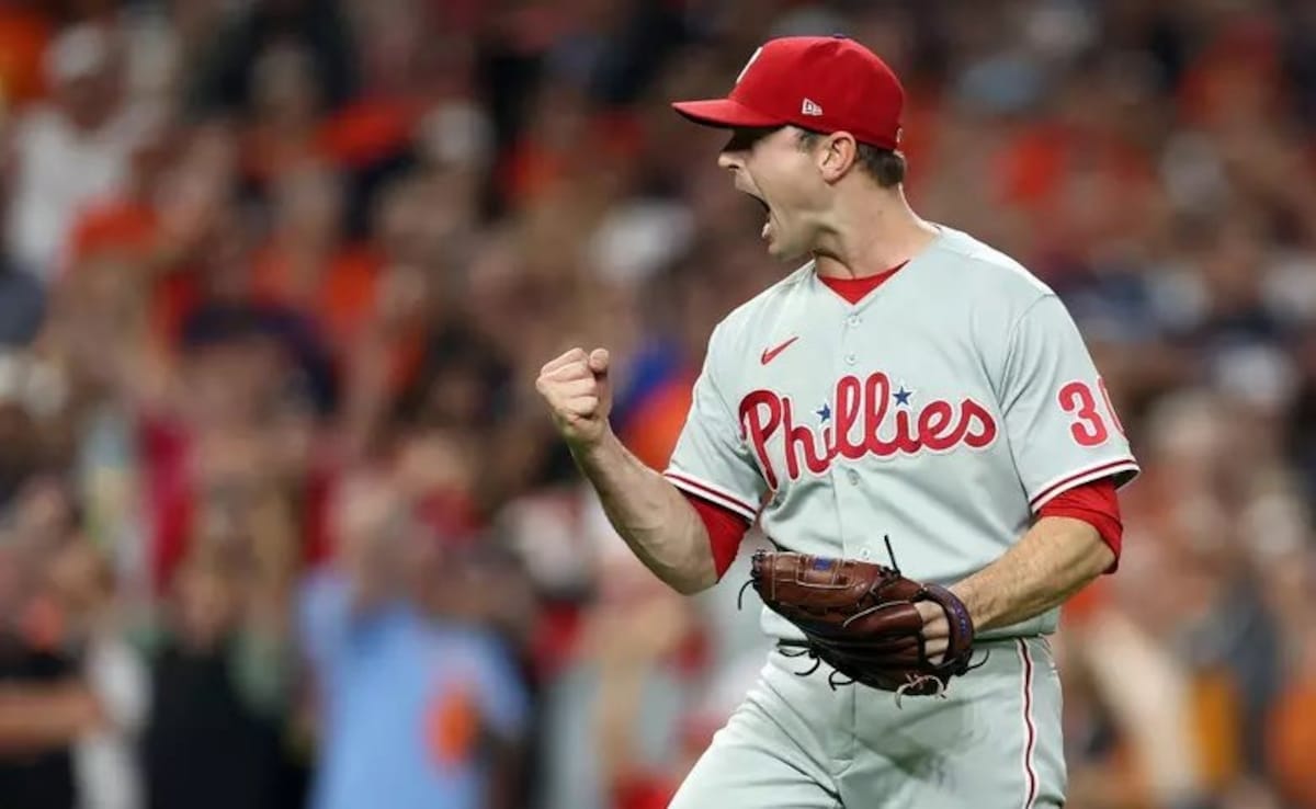 Philadelphia Phillies Sign Reliever David Robertson to 1-Year Deal