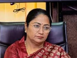 दिल्ली में चला लाइसेंस राज पर चाबुक, निगम और पुलिस से छिना लाइसेंस देने का अधिकार दिल्ली में चला लाइसेंस राज पर चाबुक, निगम और पुलिस से छिना लाइसेंस देने का अधिकार