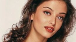 Aishwarya Rai Rakhi Brother: ऐश्वर्या राय या अभिनेत्याला 17 वर्षांपासून बांधतेय राखी, या नावाने हाक मारुन देते आदर