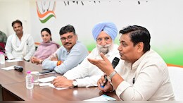 Rajasthan Politics: कांग्रेस के कई ज&zwj;िलाध्&zwj;यक्षों पर ग&zwj;िर सकती है गाज, डोटासरा ने कहा- पुतले जलाने से काम नहीं होगा