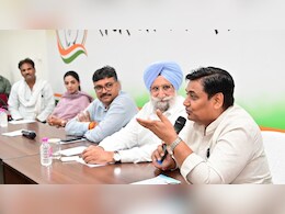 Rajasthan Politics: कांग्रेस के कई जिलाध्यक्षों पर गिर सकती है गाज, डोटासरा ने कहा- पुतले जलाने से काम नहीं होगा Rajasthan Politics: कांग्रेस के कई जिलाध्यक्षों पर गिर सकती है गाज, डोटासरा ने कहा- पुतले जलाने से काम नहीं होगा