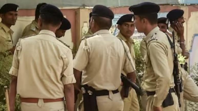 अभिनेत्री नंदिनी कश्यप गिरफ्तार, किस गुनाह में मिली इतनी बड़ी सजा अभिनेत्री नंदिनी कश्यप गिरफ्तार, किस गुनाह में मिली इतनी बड़ी सजा
