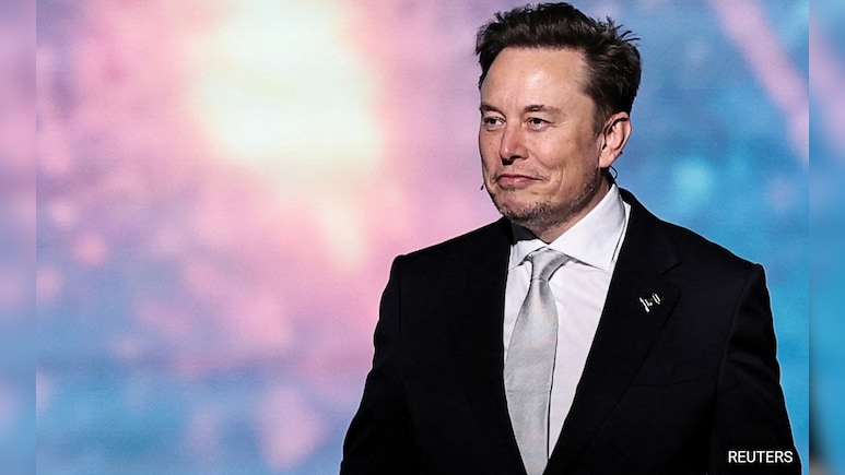 Elon Musk Announces Upcoming Tesla-Saumsung Chip Manufacturing Collaboration